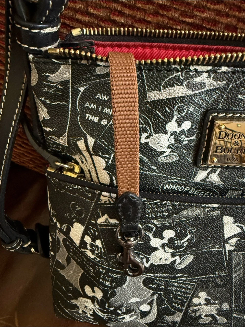 Vtg EUC Dooney & Bourke Black & White Mickey Comic Reverse Comic D23 Crossbody